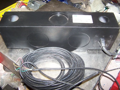 NEW TECHNINCAL WEIGHING SERVICES 200K CAPACITY LOAD CELL 2.9984 MV DSBT(200)N50L