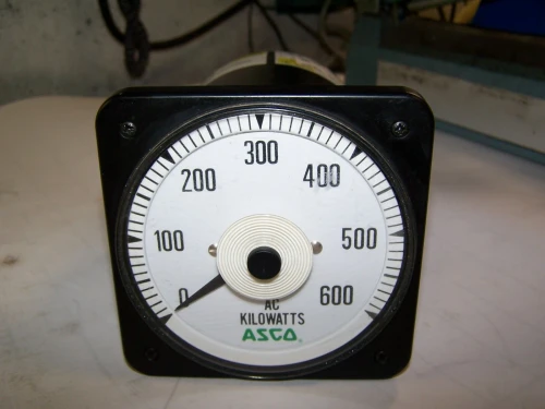 NEW ASCO CROMPTON BLS-77 0-600 AC KILOWATTS PANEL METER 491942-037-D-L