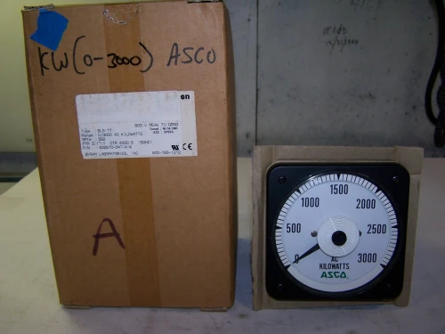 NEW ASCO CROMPTON BLS-77 0-3000 AC KILOWATTS PANEL METER 502870-047-A-W