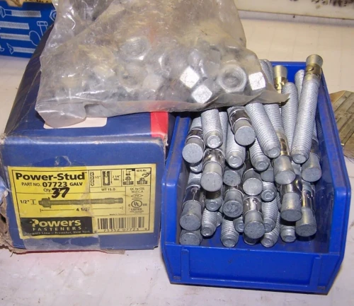 37) NEW POWERS FASTENERS POWER STUD 1/2" X 4-1/2" 07723 LOT OF 37