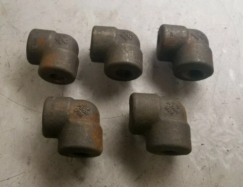(5) NEW PENN 3/8" NPT BLACK MALLEABLE IRON 90 DEGREE ELBOW LOT OF 5