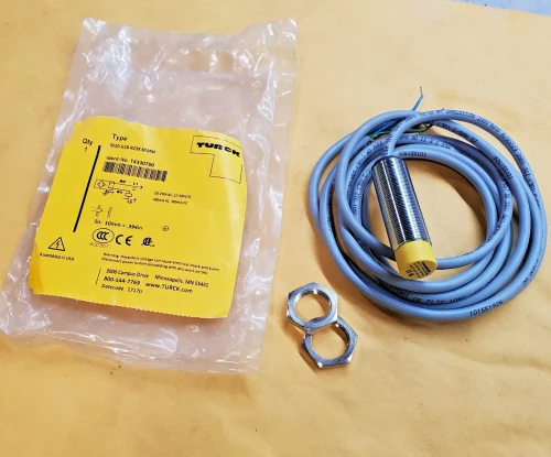NEW TURCK NI10-G18-RZ3X INDUCTIVE PROXIMITY SENSOR 20/250 VAC RANGE 10mm
