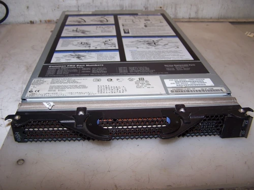 IBM HS20 BLADECENTER BLADE SERVER ID # 8843-31U