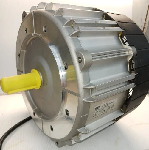 NEW DOMEL 9.9 KW AZ HVAC AC MOTOR 460 VAC 24nM 3950RPM 749.3.382