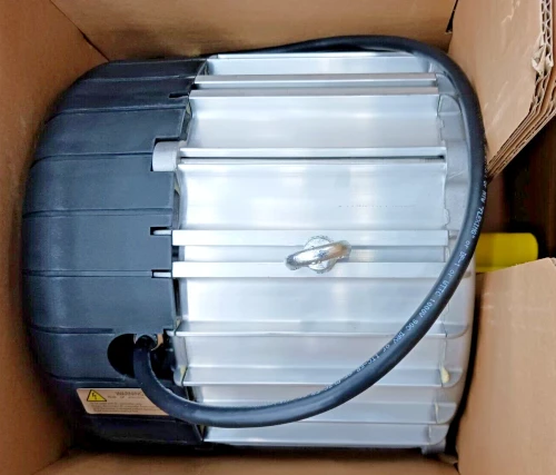 NEW DOMEL 9.6 KW AZ HVAC AC MOTOR 460 VAC 40nM 2290 RPM 749.3.683