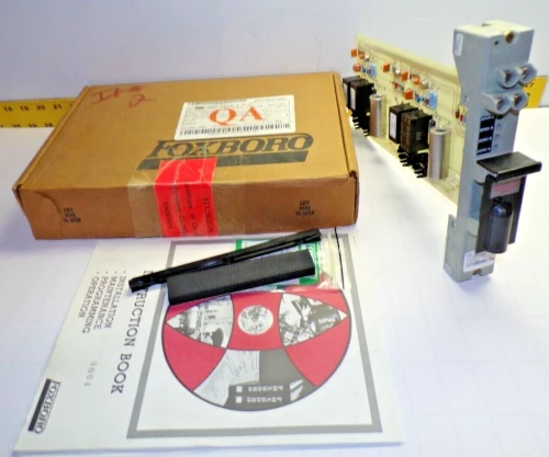 NEW FOXBORO DUAL OUTPUT VOLTAGE-TO-CURRENT CONVERTER N-2A0-V2H