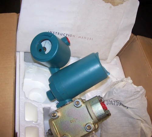 NEW HONEYWELL FLOW TRANSMITTER 41103-3001-12-01-J-E