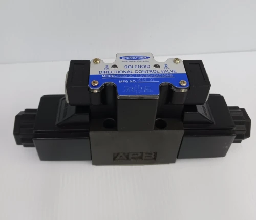 New International DG03-2C-110V/60HZAC82WB Solenoid Directional Control Valve