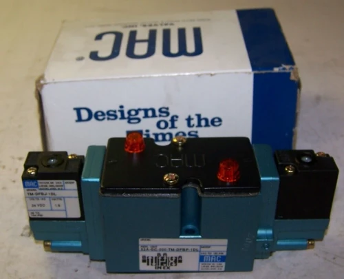 NEW MAC SOLENOID VALVE 25-150 PSI 24 VDC COILS 82A-GC-000-TM-DFBP-1DL