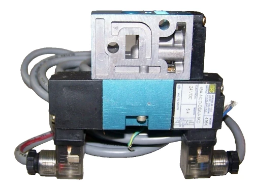 New MAC Solenoid Valve 24 VDC Coil 5.4 Watt 120 PSI 45A-NCD-DDAJ-1KD