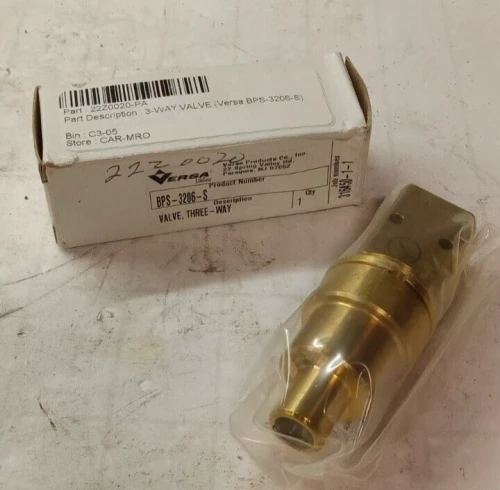 NEW VERSA VALVES 3-WAY BRASS SPRING VALVE N.O. 1/8" NPT BPS-3206-S