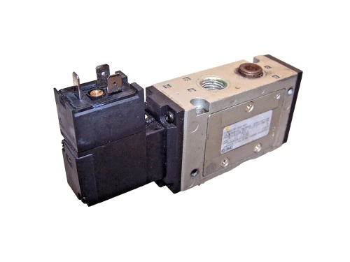 SMC 1/4" NPT PNEUMATIC SOLENOID VALVE 15-150 PSI 21-26 VDC NVFS3130-5DZ-02T