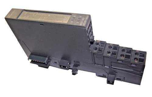 Siemens Simatic S7 6ES7 132-4BD00-0AA0 Module With 6ES7 193-4CB20-0AA0 Base