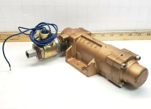 Versa Pneumatic 3 Way Directional Valve 1" Body 75 PSI 120V VGS-3712-H-S-XX-10