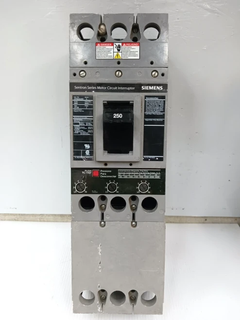 Siemens Sentron 250 Amp Motor Circuit Interrupter 3 Pole 600 VAC CFD63A250