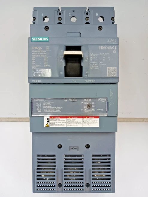 New Siemens 400 Amp Circuit Breaker 3 Pole 600 VAC / 750 VDC 3VA5340-6EC31-0AA0
