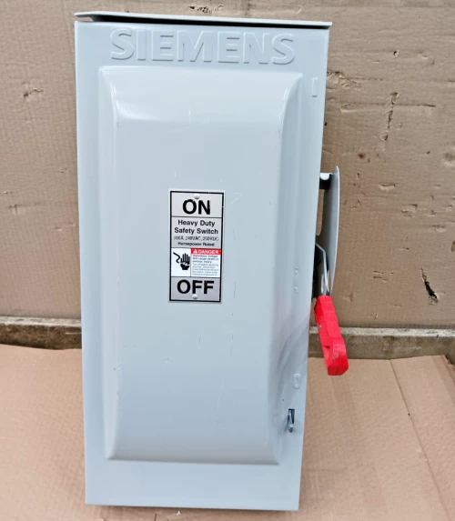 Siemens 100 Amp Fusible Safety Switch 3 Pole 240 Vac HF323NR