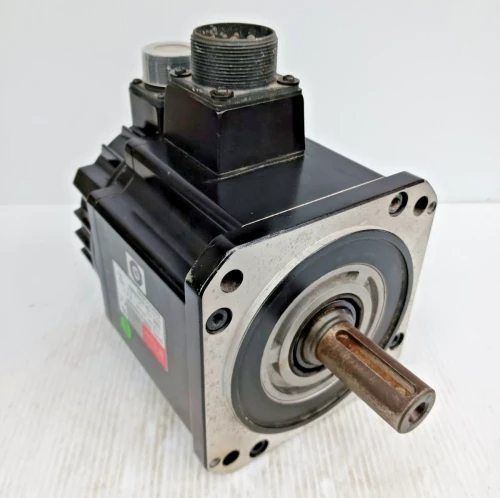 New Sanyo Denki 1.5 KW Servo Motor 2000 Rpm P6 P60B13150HXS00M ( No Key )