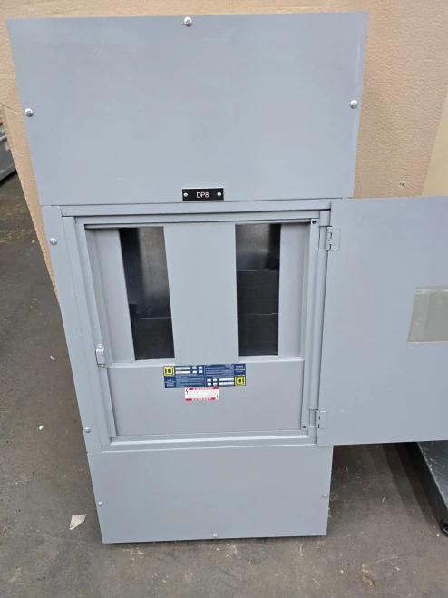 Square D 400 Amp Main Lug (MLO) I-Line Panelboard 480Y/277 VAC 3Ø/4W 18C 27" CB