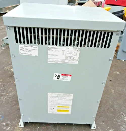 GE 45 KVA Transformer 480▲ HV 208Y / 120 LV 3 Phase 9T10A1003