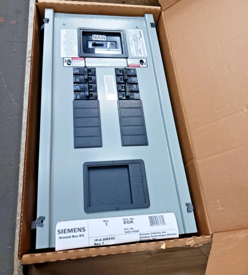 New Siemens 200 Amp P1 M/B Panelboard Insert 18 Circuit 208/120 QRH23B200