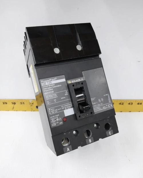 Square D 125 Amp I-Line Circuit Breaker 240 VAC 3 Pole QBA32125