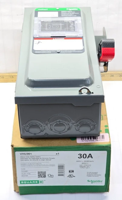 New Square D Visipact 30 Amp Non-Fusible Safety Disconnect Switch 600V 3P VHU361