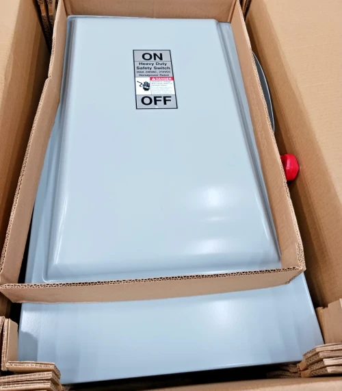 New Siemens 200 Amp Fusible 3R Outdoor Safety Switch 3P 4W Neutral 240 Vac