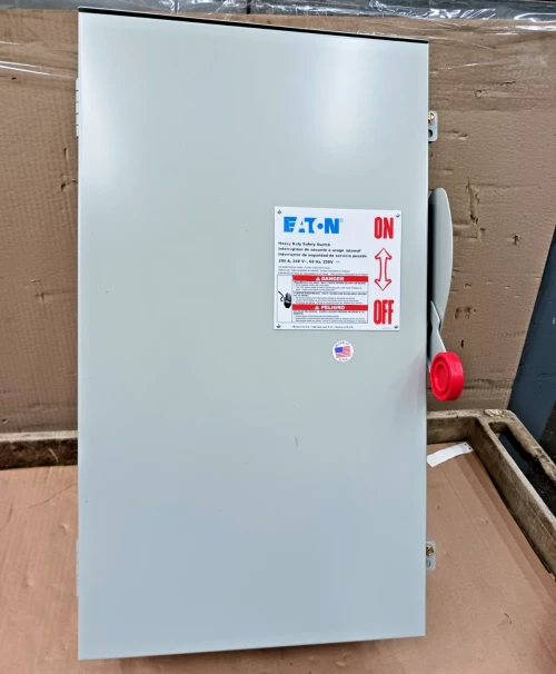 New Eaton 200 Amp Fusible 3R Safety Disconnect Switch 3P 240 Vac DH324FRK