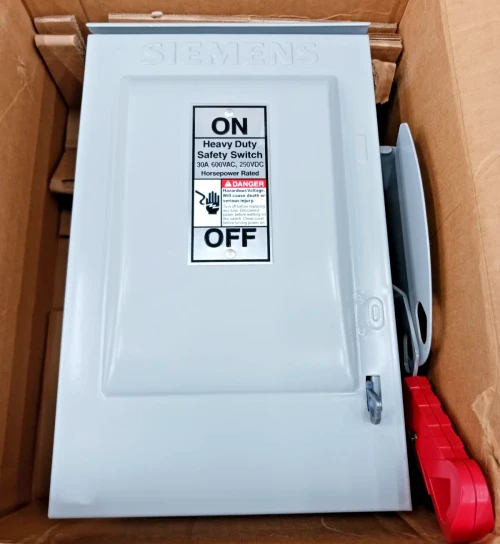 New Siemens 30 Amp Non-Fusible 3R Outdoor Safety Switch HNF361R 3 Pole 600 Vac