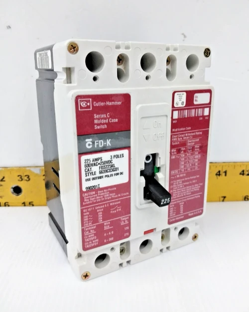 Cutler-Hammer 225 Amp Circuit Breaker 600 VAC / 250 VDC 3 Pole FD3225KL