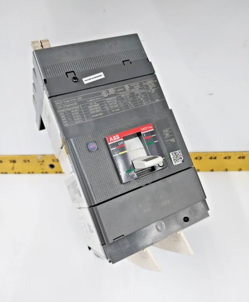 New ABB SACE 200 Amp I-Line Circuit Breaker 600 VAC 3 Pole XT4HU3200AYJQRCODE
