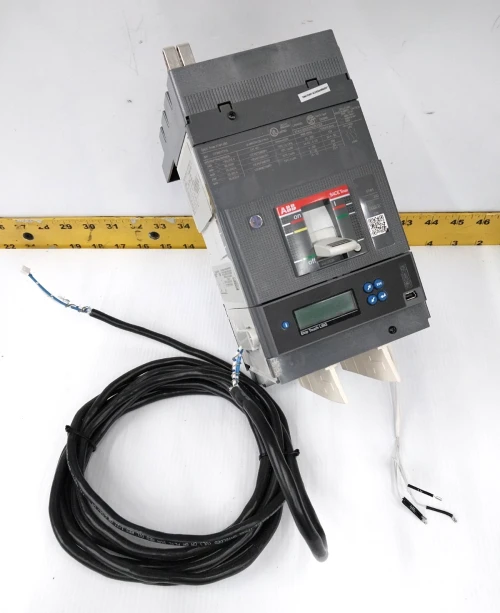 New ABB SACE Reliagear 250 Amp I-Line Circuit Breaker 600 VAC XT4HU3250QY8QRCODE