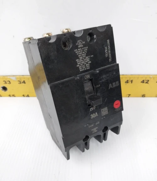 New ABB / GE 30 Amp Bolt-On Circuit Breaker 480 VAC / 250 VDC 3 Pole TEY330