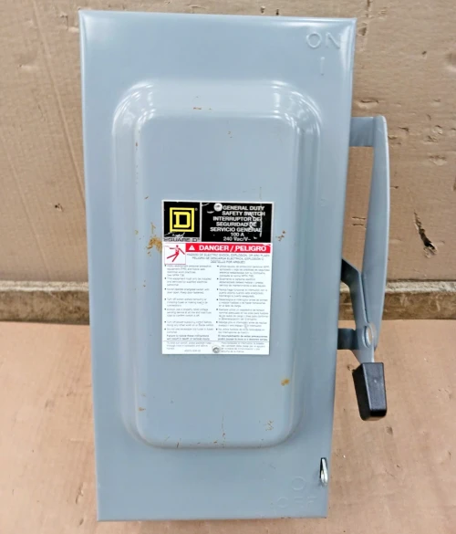 Square D 100 Amp Fusible Safety Switch 3P 3W 240 Vac D323NRB