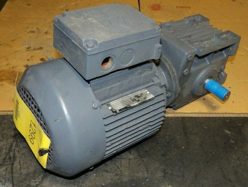 NEW SEW EURODRIVE .93 HP GEARMOTOR 3200 RPM IN 20 RPM OUT 151.9 RATIO DFT90S12/2