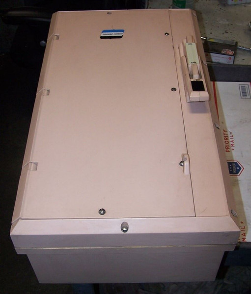 NEW CROUSE HINDS 100 AMP FUSED SAFETY SWITCH 600 VAC 30 HP 3Ø  NST1426 D10321