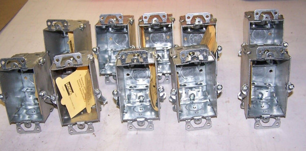 10) NEW RACO INC 523 SWITCH BOX 3 X 2  2 1/2 DEEP  LOT OF 10