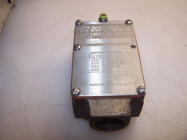 NAMCO SNAP-LOCK STAINLESS STEEL LIMIT SWITCH  180-12302  