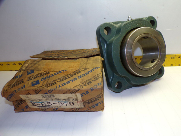 NEW DODGE 4 BOLT UNISPHERE FLANGE BEARING SIZE M  85-979