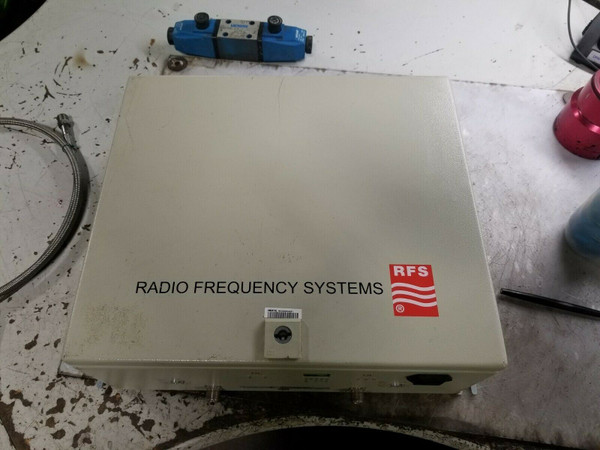 RADIO FREQUENCY SYSTEMS 48960 BI-DIRECTIONAL BOOSTER 110/240 VAC