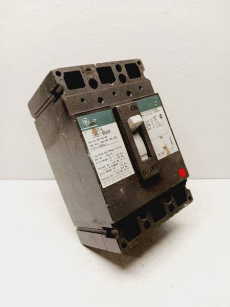 GENERAL ELECTRIC TED134100 100 AMP CIRCUIT BREAKER 3 POLE 480 VAC 250 VDC 18KA