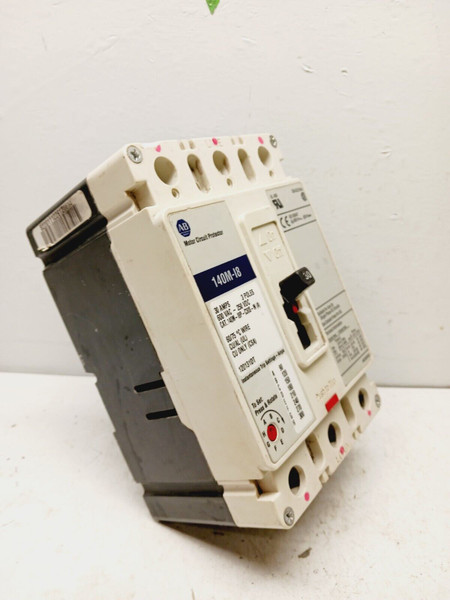 ALLEN BRADLEY 140M-I8P-C30S-M 30 AMP CIRCUIT BREAKER 3 POLE 600 VAC 250 VDC
