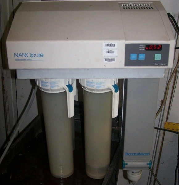 BARNSTEAD NANOPURE ANALYTICAL DEIONIZATION SYSTEM D4741 BARNSTEAD NANOPURE ANALYTICAL DEIONIZATION SYSTEM D4741