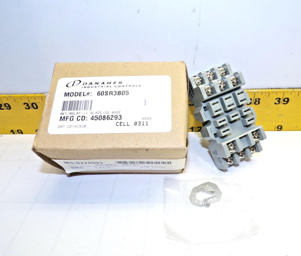 New Danaher / Idec / Eagle Signal 11 Blade Square Relay Socket  60SR3B05