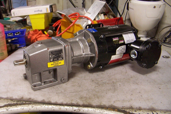 Nord 1/4 HP Gearmotor 6.10:1 Ratio 1725 Rpm 230/460 Vac  3/4" Dia 283 rpm output