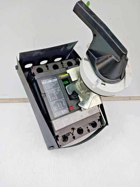 Square D PowerPact 15 Amp Circuit Breaker W/ Handle Mechanism 3P 600V HLL36015LV