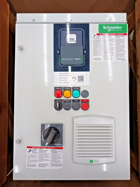 New Schneider Electric 5 HP Variable Speed Drive 460 VAC 3Ø ATU660U40T4N2AAWBBJF