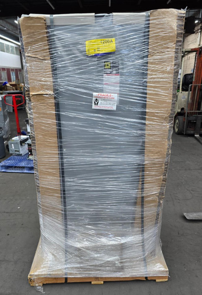 New Square D 1200 Amp Safety Disconnect Switch 600 VAC 3 Pole 3R Neutral H368NR