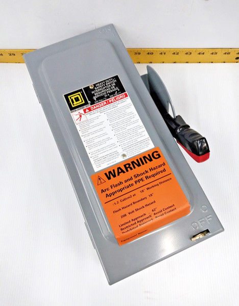 Square D 30 Amp Fusible Safety Disconnect Switch 240 VAC / 250 VDC 2 Pole  H221N